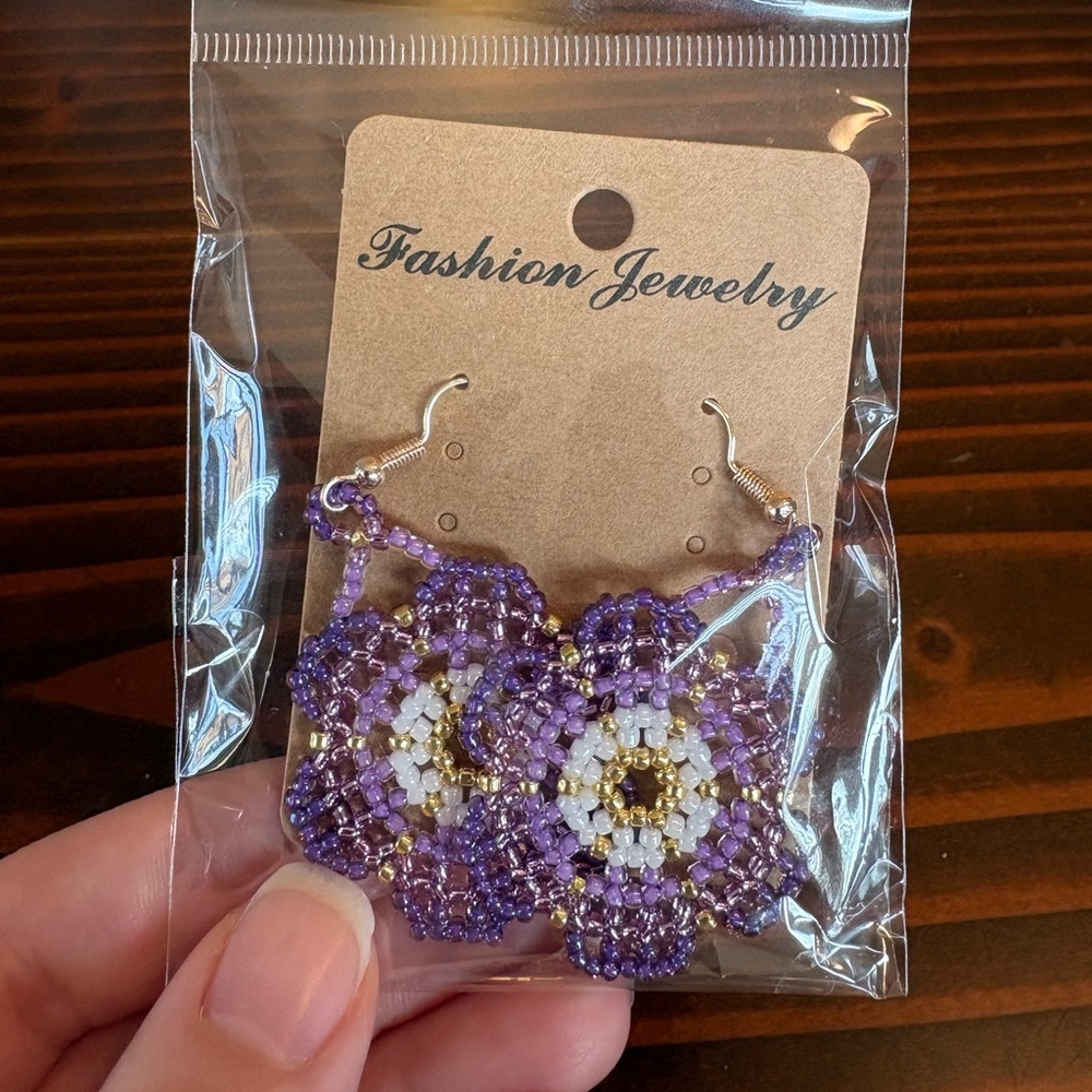 Handcrafted Beaded Earrings - Purple - Picture 1 of 1